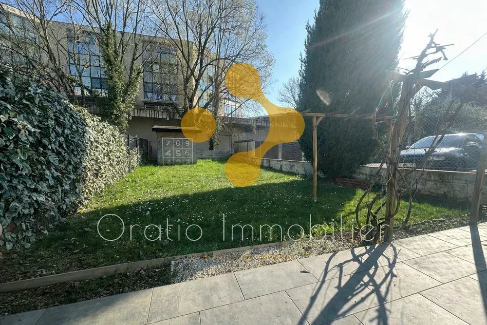 � vendre  Villa Saint-Julien-en-Genevois (74160)