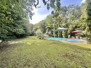  Villa � vendre 9 pi�ces 248 m�