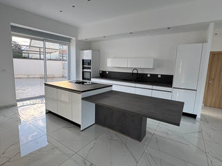  Appartement � vendre 5 pi�ces 122 m�