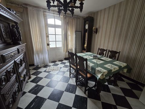   Ensemble immobilier - Centre Bourg Maison - 4 pi�ce(s) - 70 m�