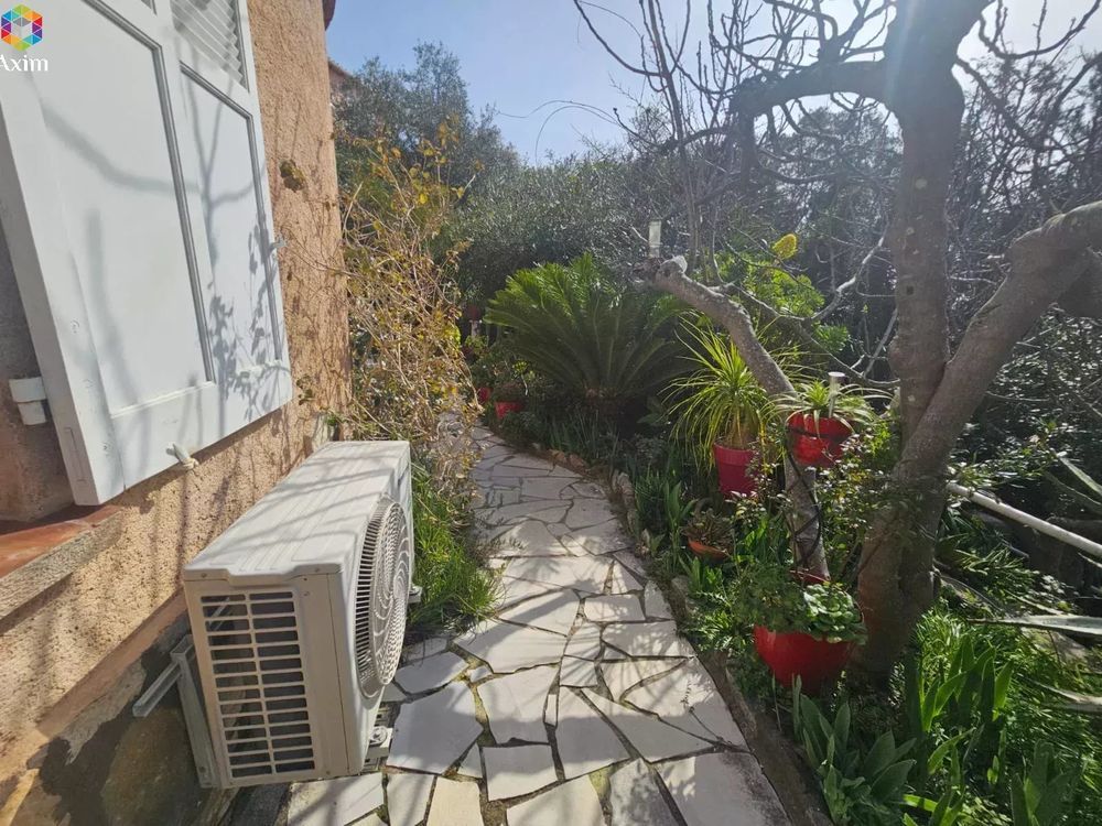 � vendre  Maison Agay (83530)