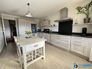  Maison � vendre 11 pi�ces 242 m�