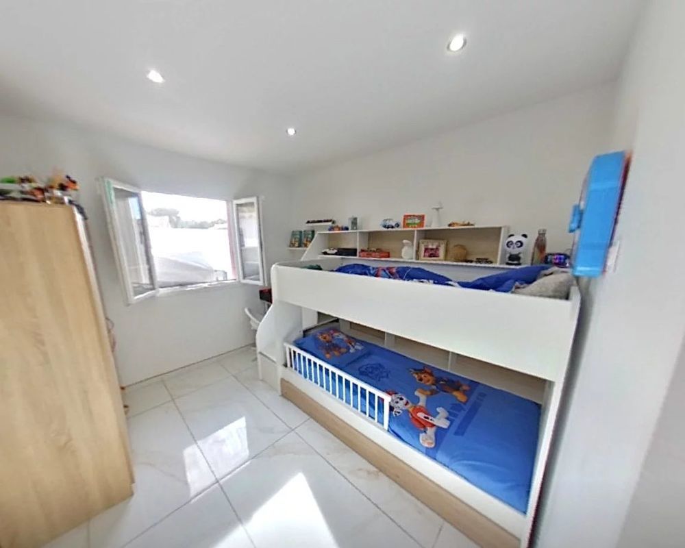 � vendre  Maison Vitrolles (13127)