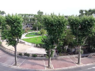  Immeuble � vendre 654 m�