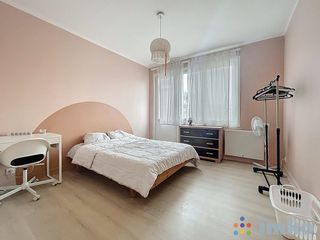  Appartement � louer 5 pi�ces 112 m�