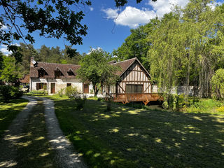  Propri�t�/ch�teau � vendre 10 pi�ces 270 m�