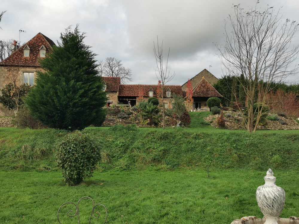 � vendre  Propri�t�/ch�teau La Ch�tre (36400)