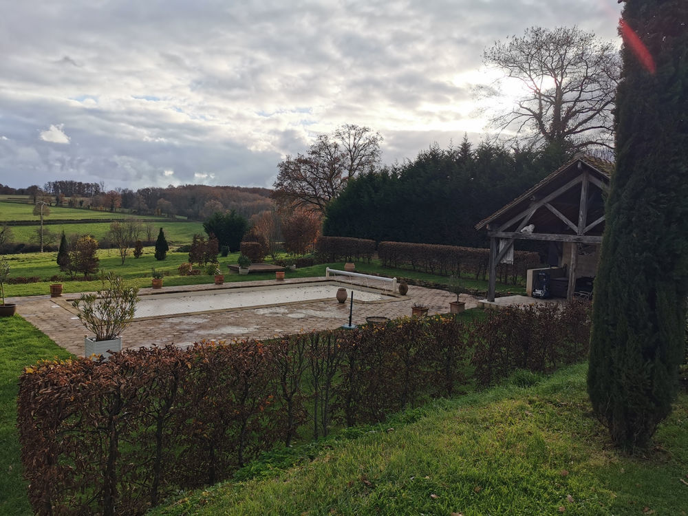 � vendre  Propri�t�/ch�teau La Ch�tre (36400)