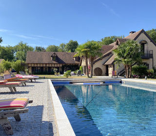  Propri�t�/ch�teau � vendre 15 + pi�ces 950 m�