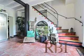  Maison � louer 8 pi�ces 200 m�