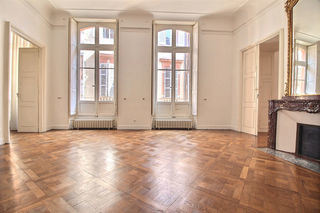  Appartement � vendre 6 pi�ces 220 m�