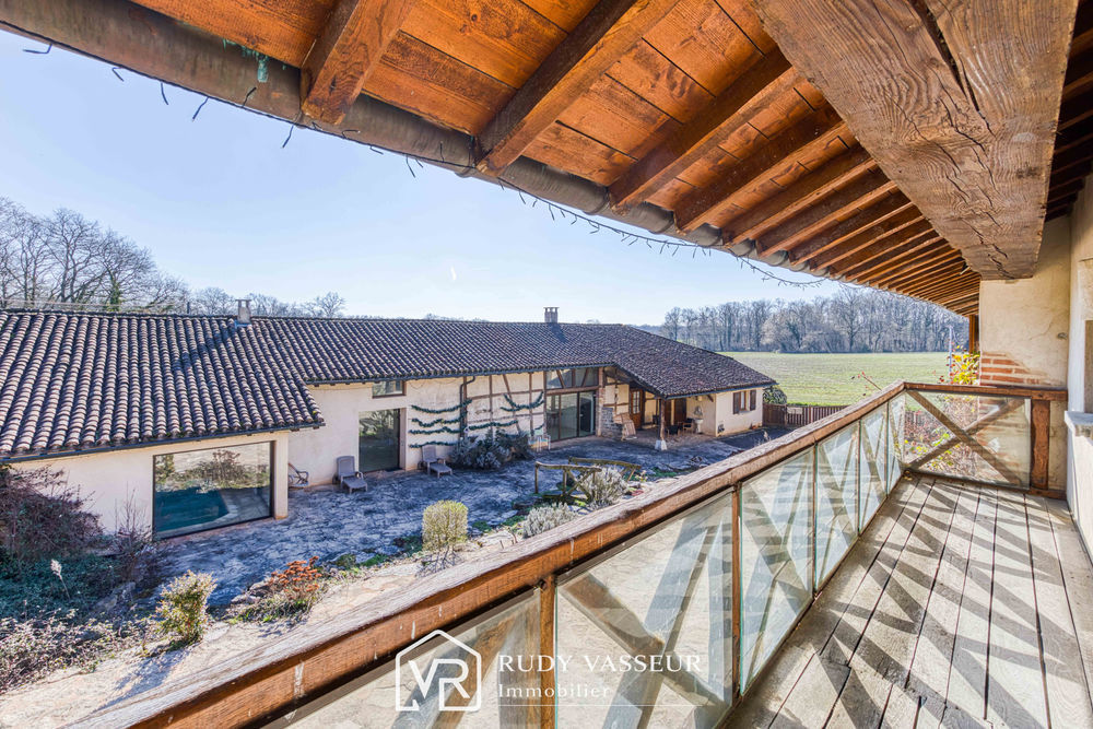 � vendre  Propri�t�/ch�teau Servas (01960)