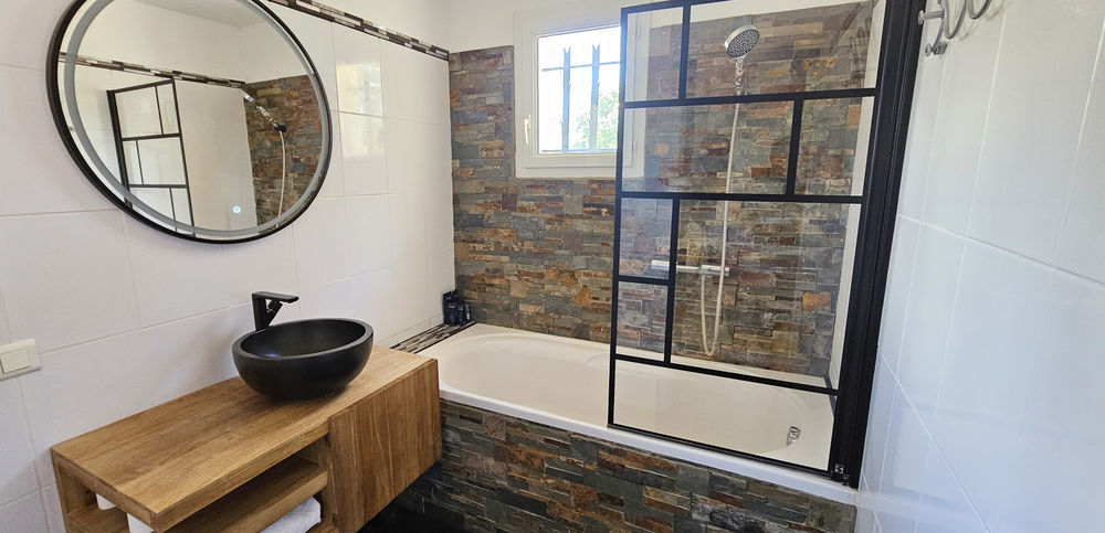 � vendre  Propri�t�/ch�teau Bagnols-en-For�t (83600)