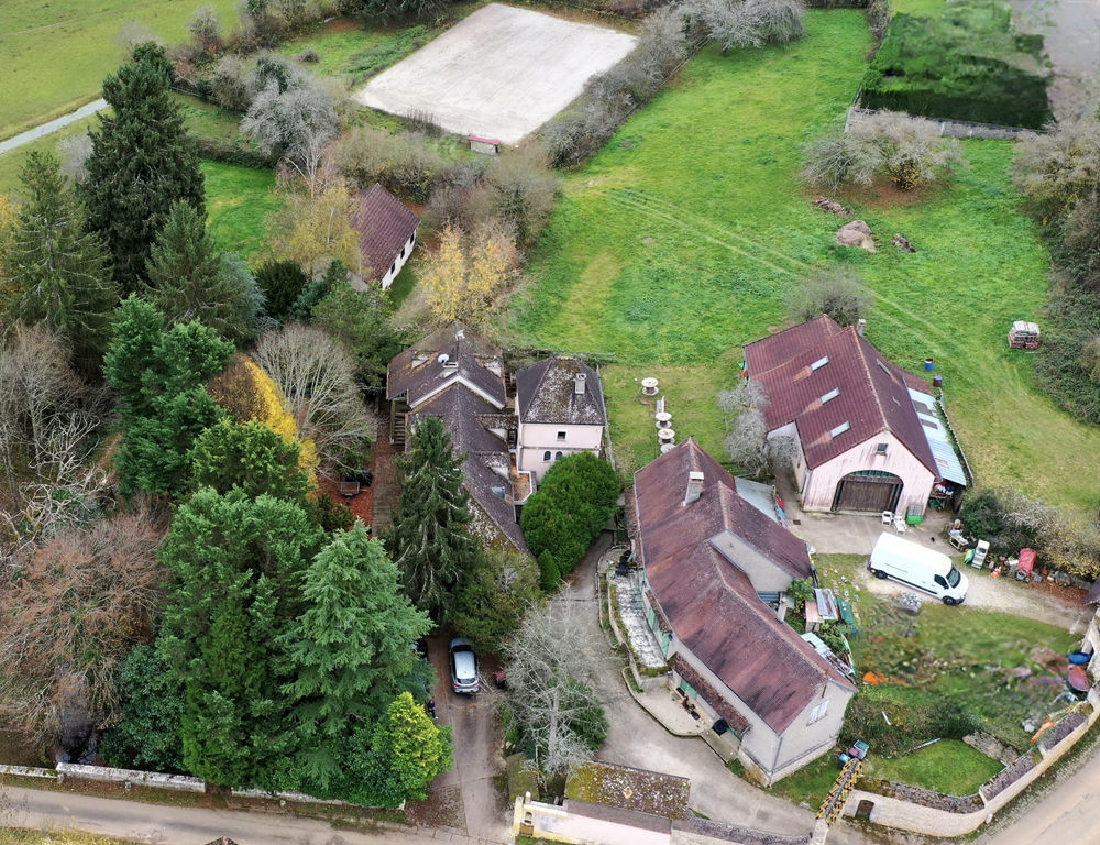 � vendre  Propri�t�/ch�teau V�zelay (89450)