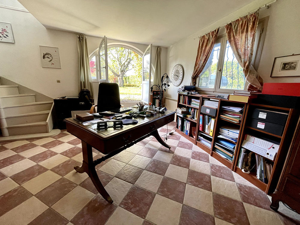 � vendre  Propri�t�/ch�teau Barbizon (77630)