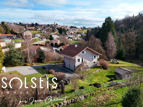   *** CHARMANT CHALET DE 121 M2 *** TERRAIN ARBOR� DE 3659 M2 *** Maison - 6 pi�ce(s) - 121 m�