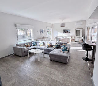  Maison � vendre 9 pi�ces 300 m�