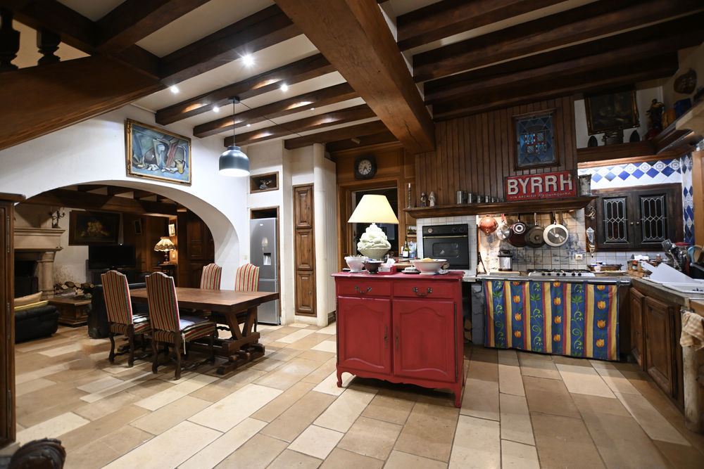 � vendre  Propri�t�/ch�teau V�zelay (89450)