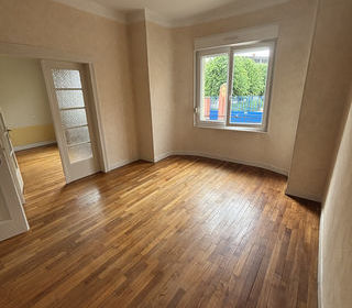  Immeuble � vendre 12 pi�ces 193 m�