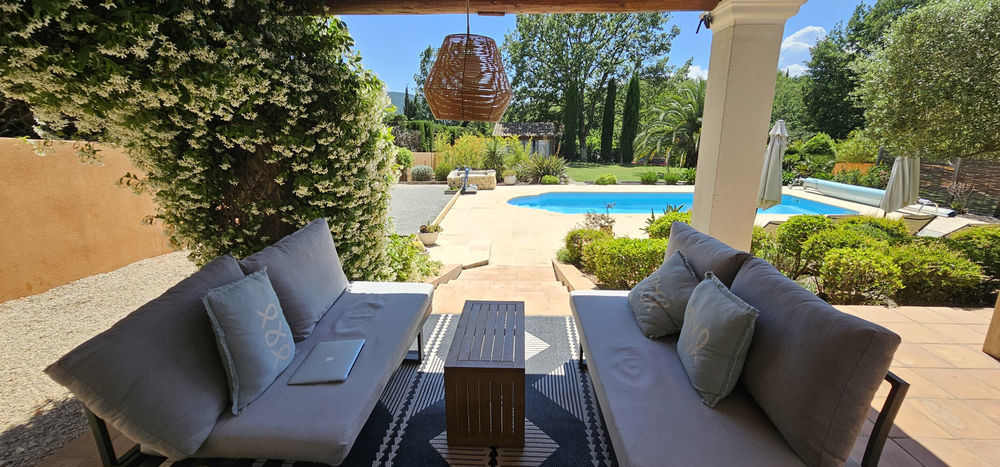 � vendre  Propri�t�/ch�teau Bagnols-en-For�t (83600)