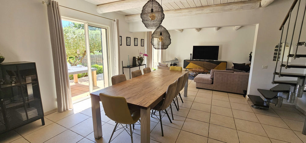 � vendre  Propri�t�/ch�teau Bagnols-en-For�t (83600)