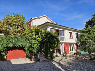  Propri�t�/ch�teau � vendre 10 pi�ces 330 m�