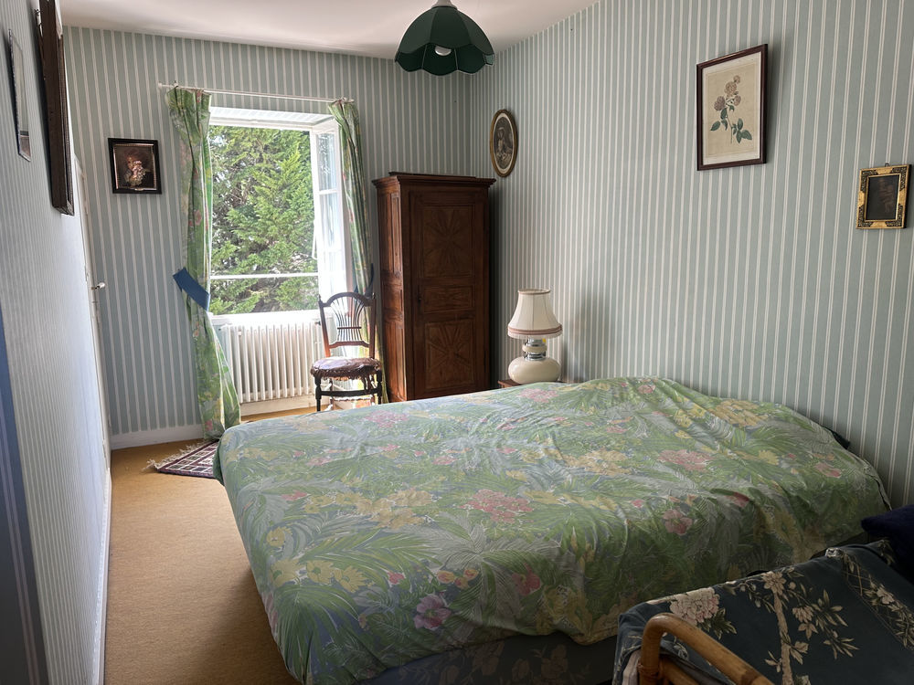 � vendre  Maison Saint-Romain-de-Benet (17600)