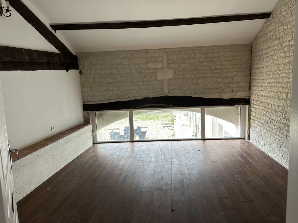 � vendre  Maison Sigogne (16200)