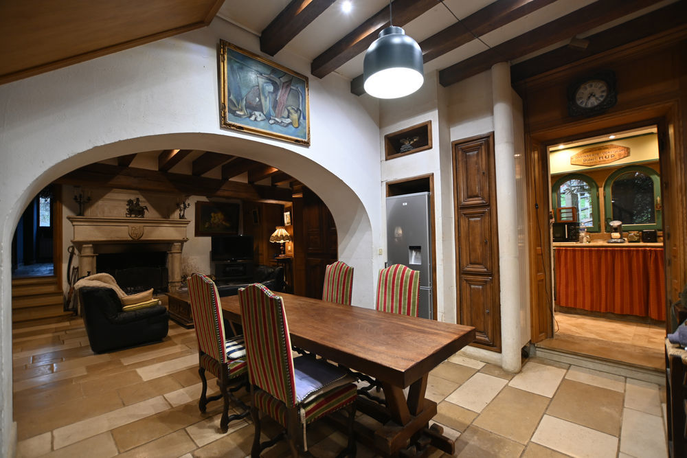 � vendre  Propri�t�/ch�teau V�zelay (89450)