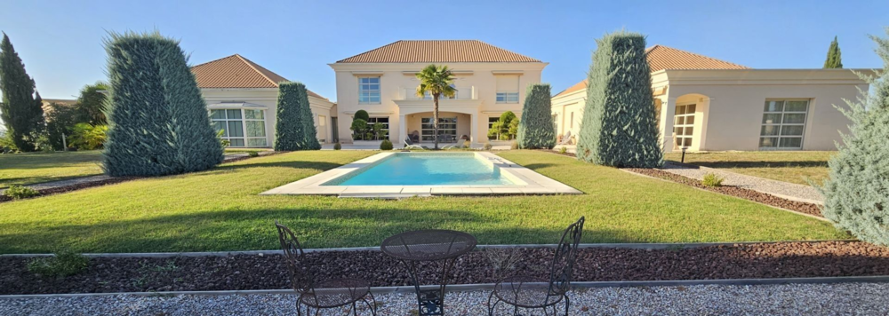 � vendre  Propri�t�/ch�teau Ussac (19270)