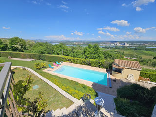  Maison � vendre 8 pi�ces 199 m�