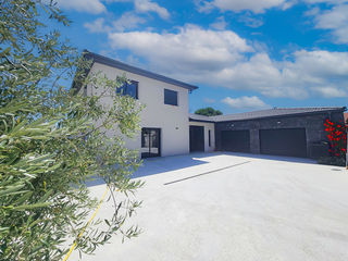  Maison � vendre 8 pi�ces 250 m�