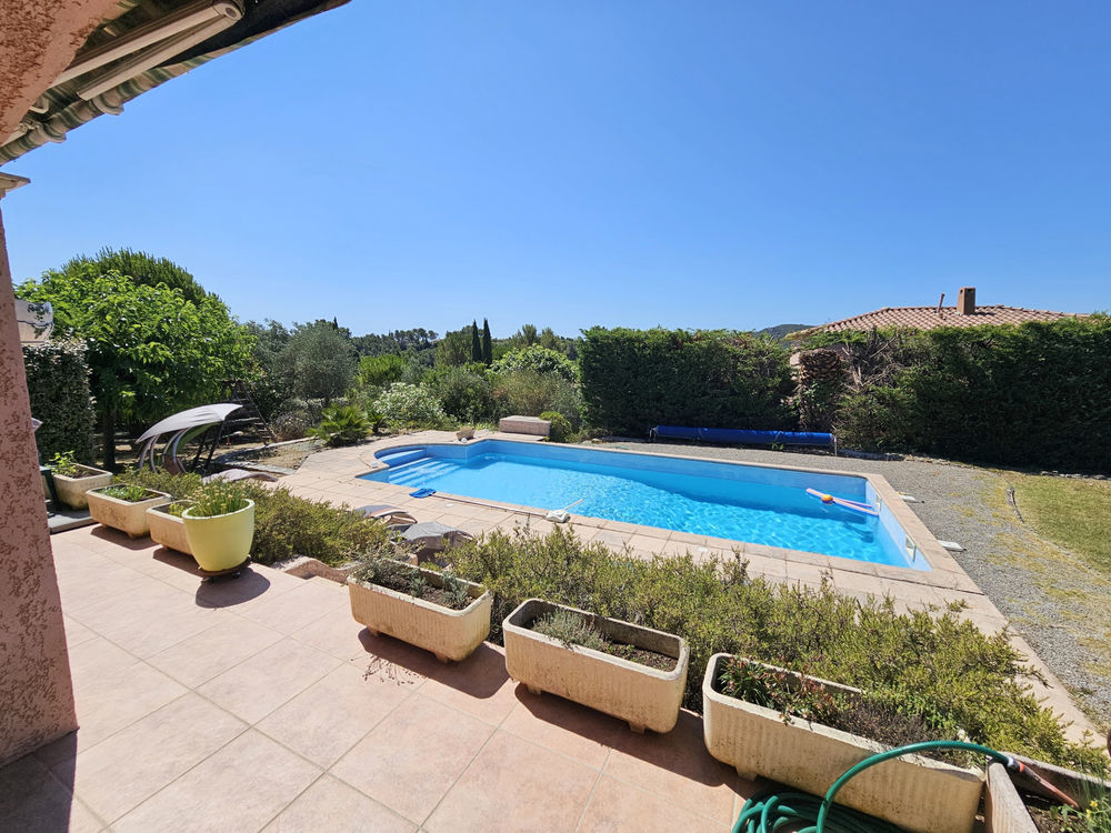 � vendre  Maison Bagnols-en-For�t (83600)