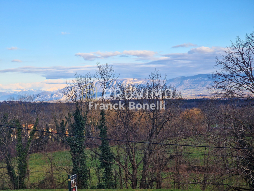 � vendre  Maison P�ron (01630)