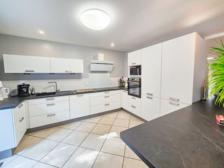  Maison � vendre 7 pi�ces 180 m�