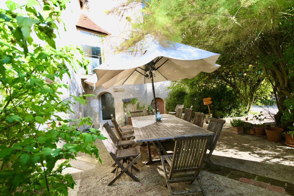 � vendre  Propri�t�/ch�teau Noyers (89310)