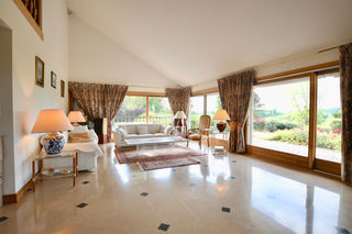  Maison � vendre 12 pi�ces 243 m�