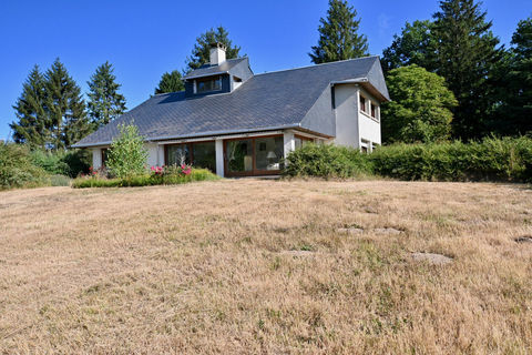   Parc R�gional du Morvan Maison d'architecte et son chalet vue d�gag�e. Maison - 12 pi�ce(s) - 243 m�