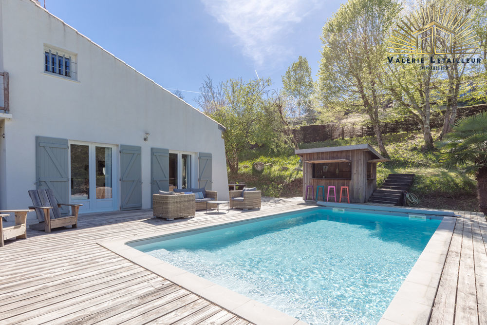 � vendre  Maison Carignan-de-Bordeaux (33360)