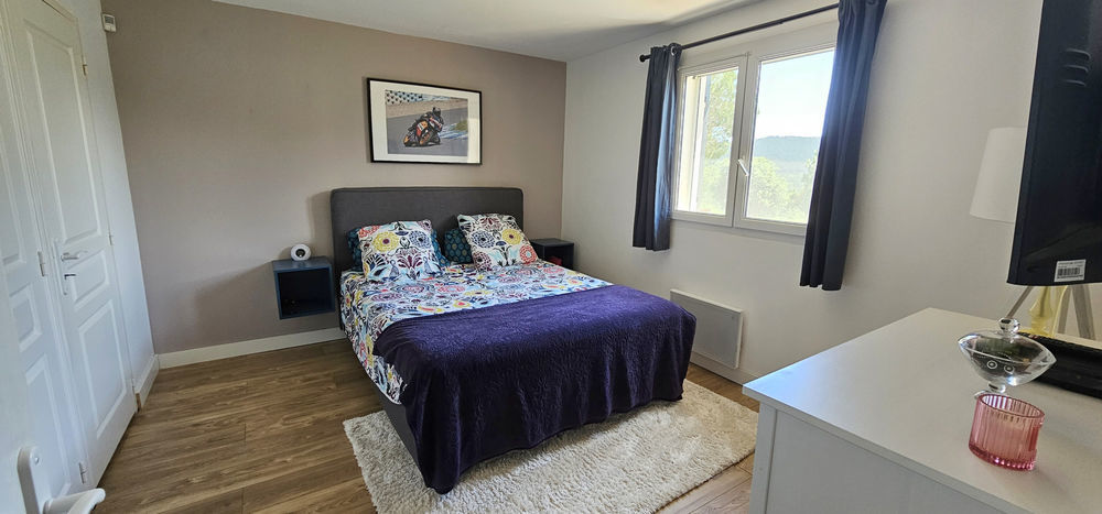 � vendre  Propri�t�/ch�teau Bagnols-en-For�t (83600)