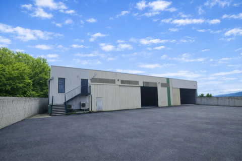 LOCAL ARTISANAL OU ENTREPOT 525000 38200 Vienne