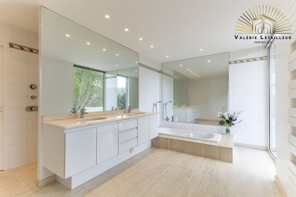 � vendre  Propri�t�/ch�teau Beychac-et-Caillau (33750)