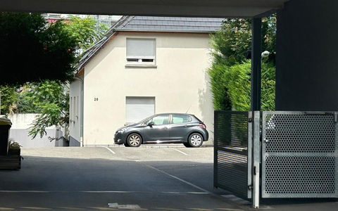   Riedisheim appartement 4 pi�ces, 82 m2, 3 chambres, une terrasse semi couverte au RDC d'une petite r�sidence. Appartement - 4 pi�ce(s) - 82 m�