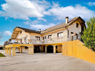  Maison � vendre 12 pi�ces 300 m�