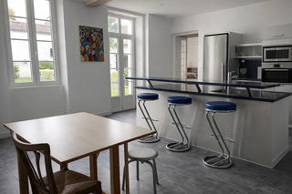  Propri�t�/ch�teau � vendre 10 pi�ces 300 m�