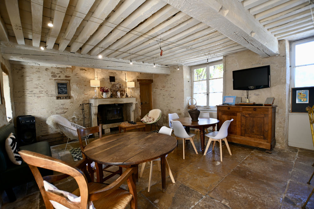 � vendre  Propri�t�/ch�teau Noyers (89310)