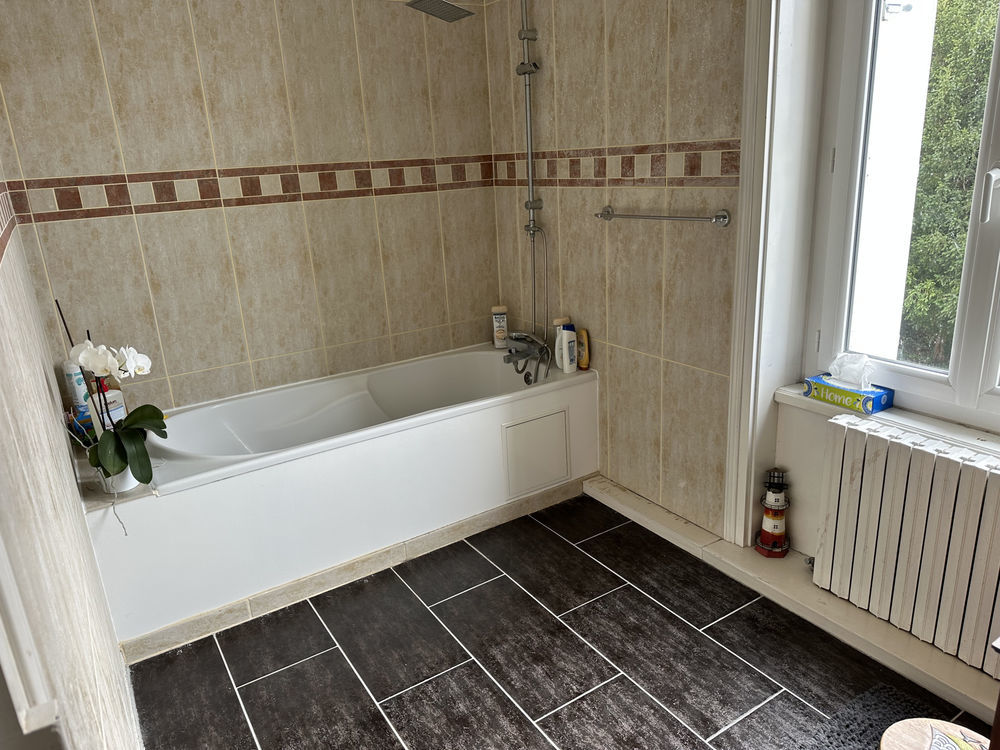 � vendre  Maison Sigogne (16200)