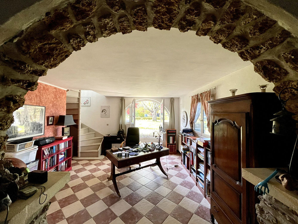 � vendre  Propri�t�/ch�teau Barbizon (77630)