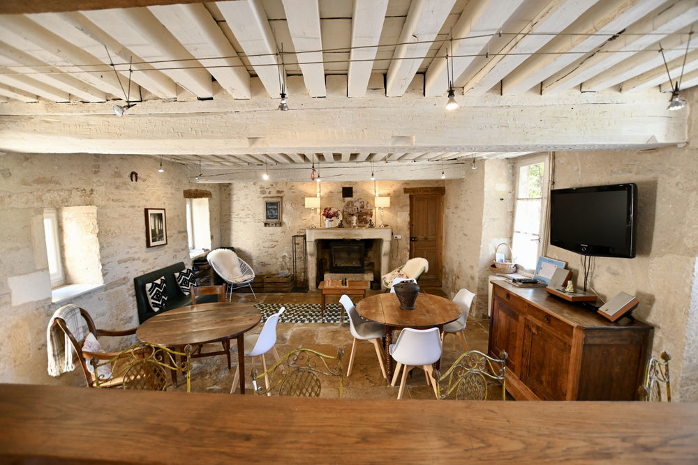 � vendre  Propri�t�/ch�teau Noyers (89310)