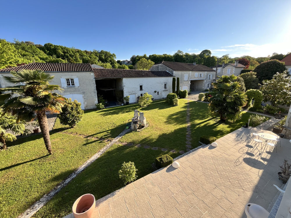 � vendre  Propri�t�/ch�teau Saint-Brice (16100)